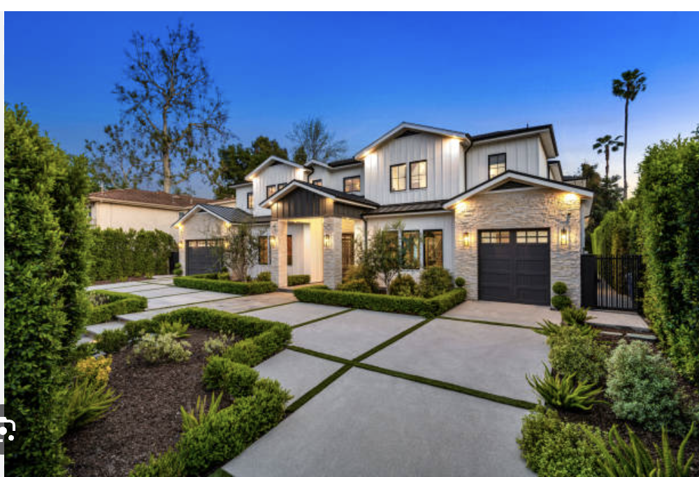 poste de ressources fictif